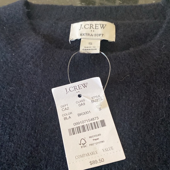 J. Crew Crewneck Sweater Extra Soft Yarn Black Small NWT Style BU223 - Picture 5 of 10